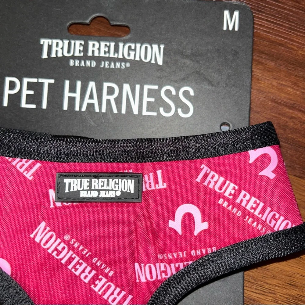 True Religion Medium Dog Harness Pink Spell Out Logo NEW
